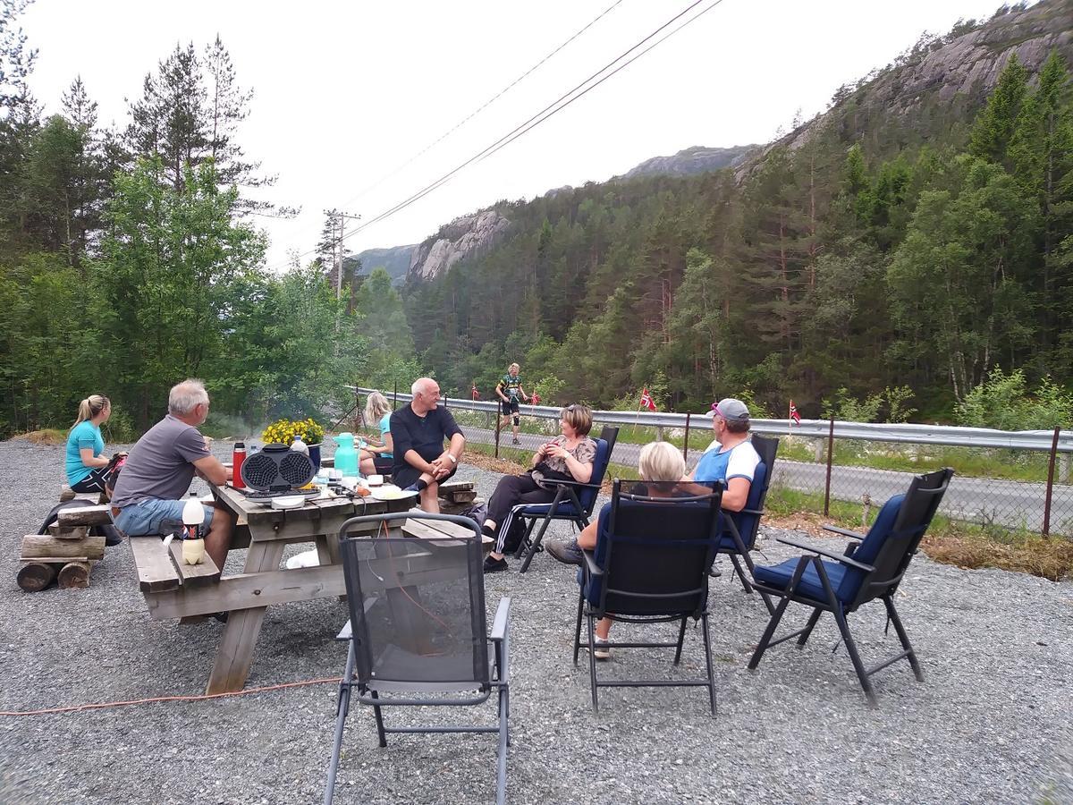 Songesand Camp Hotel Buitenkant foto